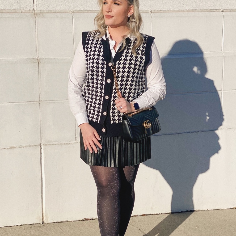 Lulus pleated faux leather skirt